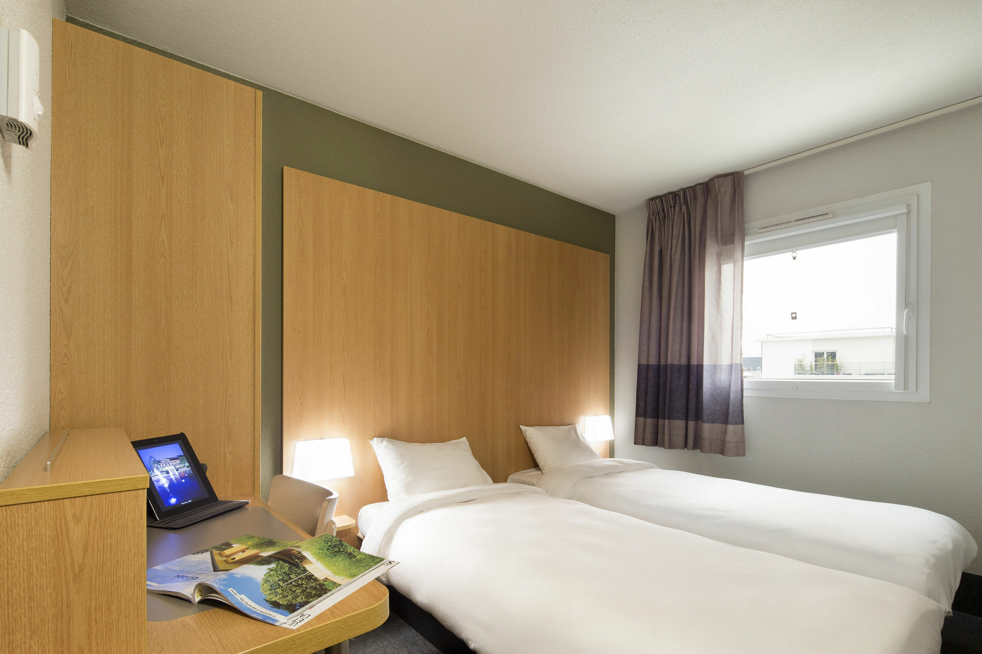 B&B Hotel Dunkerque Centre Gare Dunkirk Exterior photo